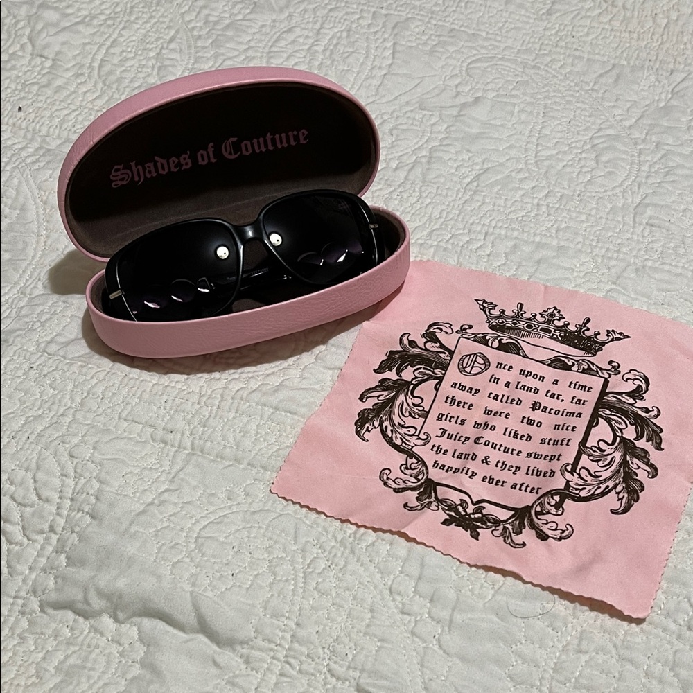 Juicy Couture Black Sunglasses with Pink Case - Picture 1 of 8
